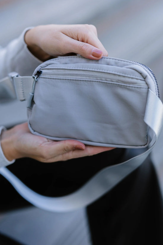 Load image into Gallery viewer, Madison Belt Bag

