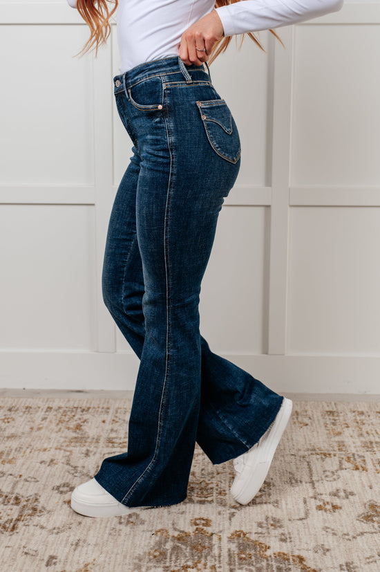 Load image into Gallery viewer, Edna High Rise Control Top Shield Pocket Flare Jeans
