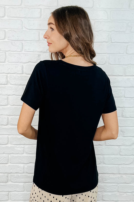 Load image into Gallery viewer, The Every Outfit Basic V-Neck Top in Black
