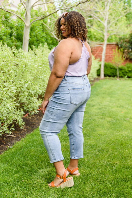 Load image into Gallery viewer, A-Game Mom Fit Jeans
